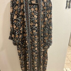 Natural Life Floral Kimono - Black and Tan